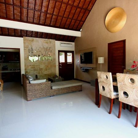 Exquisito Villa Dempasar Exterior foto